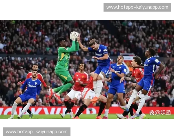 梦剧场的宿命对决:当红魔曼联撞上白百合热刺,谁才是纯粹足球的代言人?